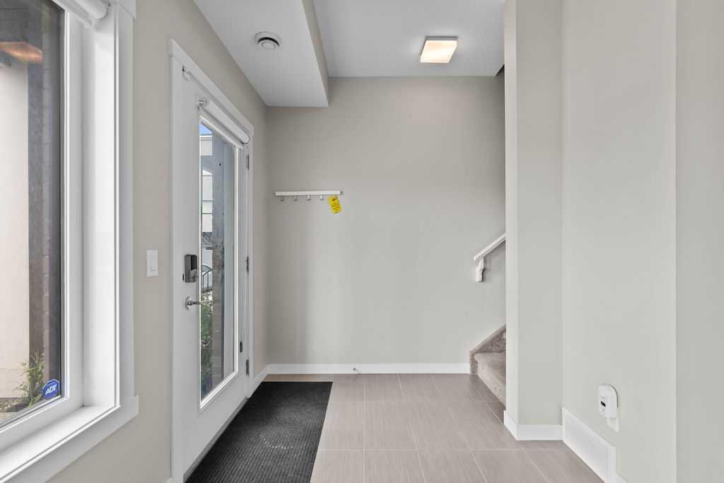 218 Sherwood Square NW 603