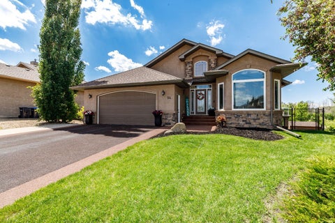 Photo of 54 Fieldstone Way, Sylvan Lake, AB T4S 2L3 (MLS # A2328619)