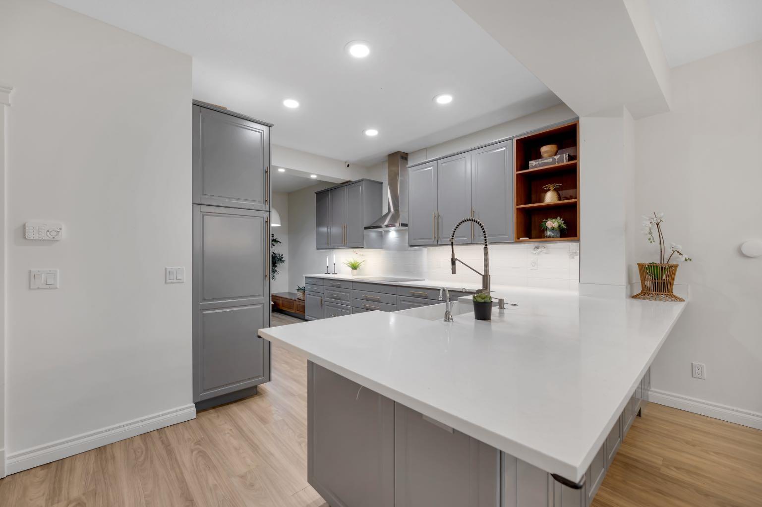 10 St Julien Drive SW 12