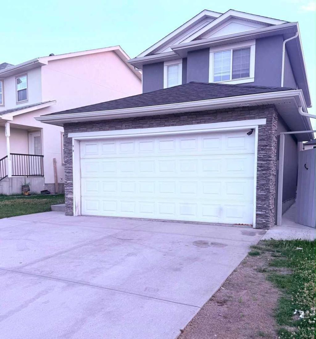 Photo of 960 Taradale Dr Dr, Calgary, AB T3J 0E7 (MLS # A2328404)