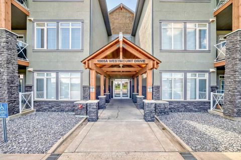 1005A Westmount Drive 210 Strathmore AB T1P 0C3