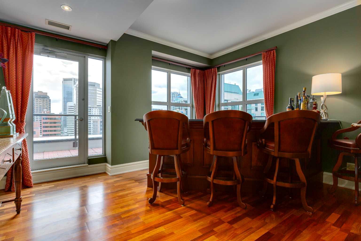 110 7 Street SW 1201