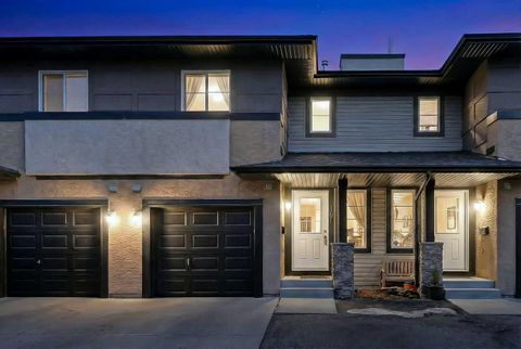 161 Eversyde Common SW Calgary AB T2Y 4Z5