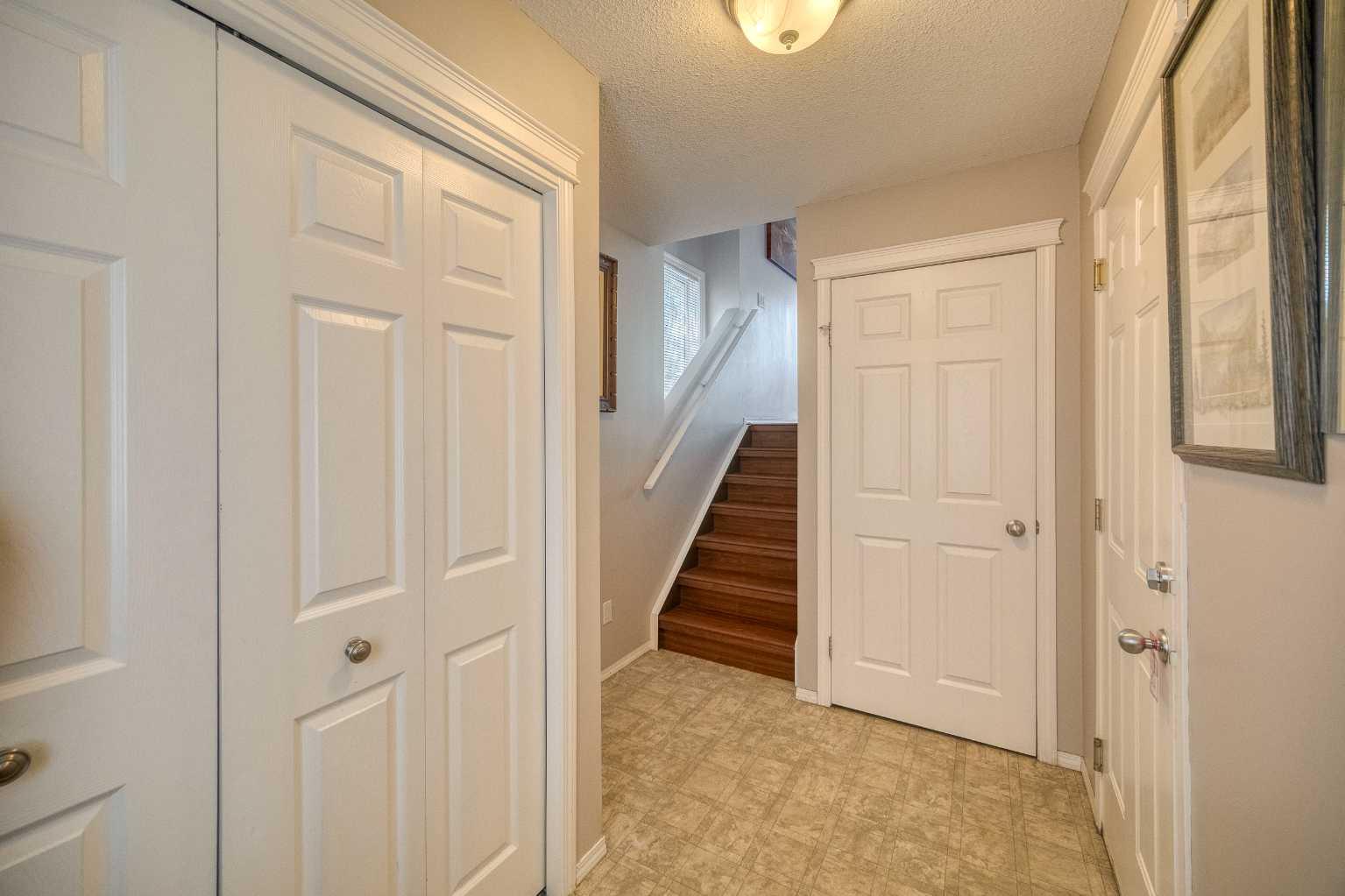 7038 16 Avenue SE 204