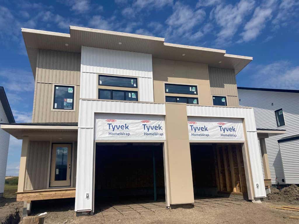 Photo of 9530 114 Avenue, Clairmont, AB T8X 0W8 (MLS # A2338931)