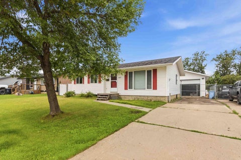 Photo of 157 Rogers Crescent, Fort McMurray, AB T9H 2W7 (MLS # A2338818)