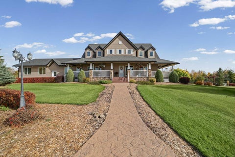 Photo of 33510 Range Road 12, Rural Mountain View County, AB T4H 4H3 (MLS # A2348743)