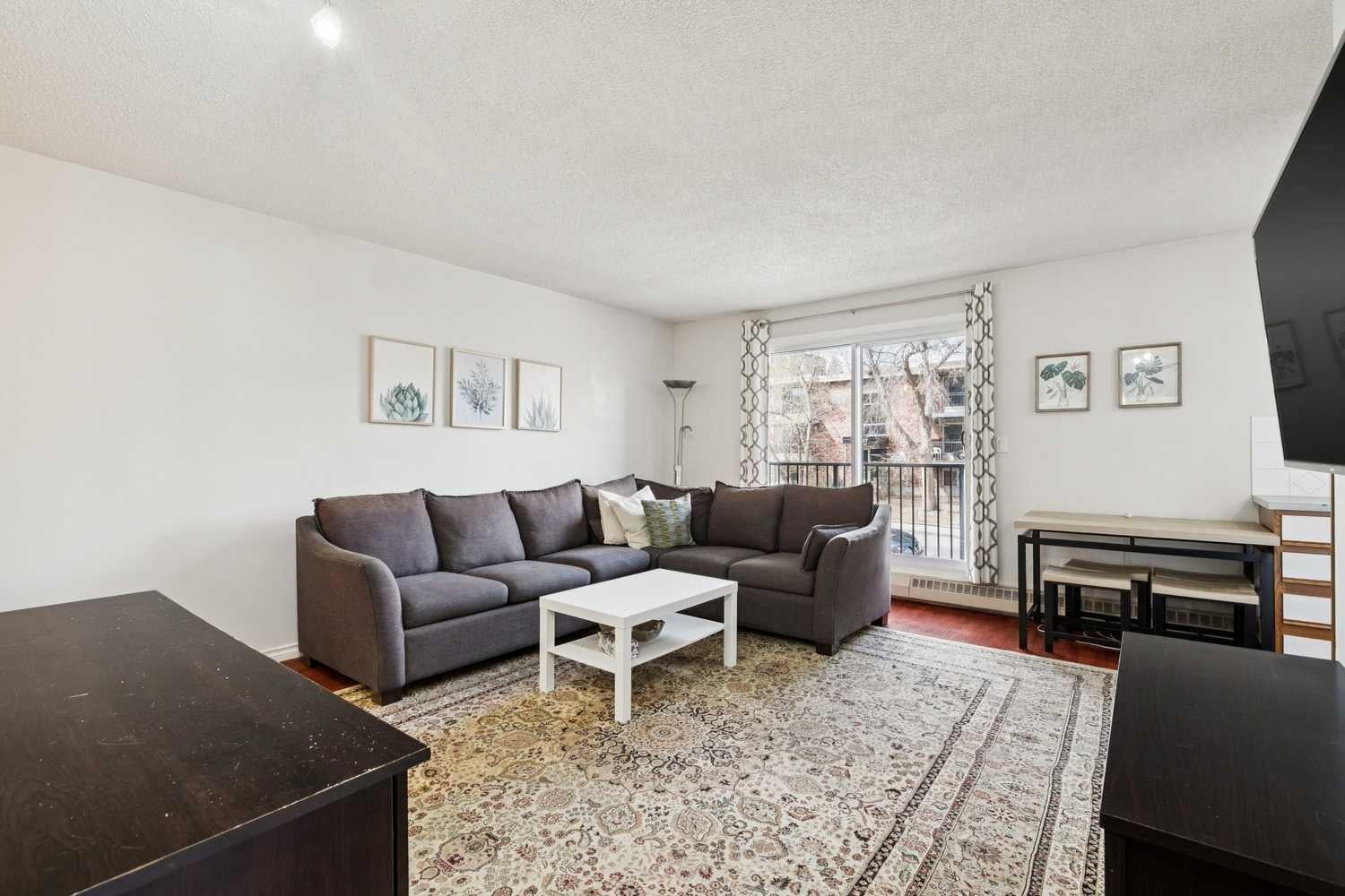 2508 17 Street SW 101