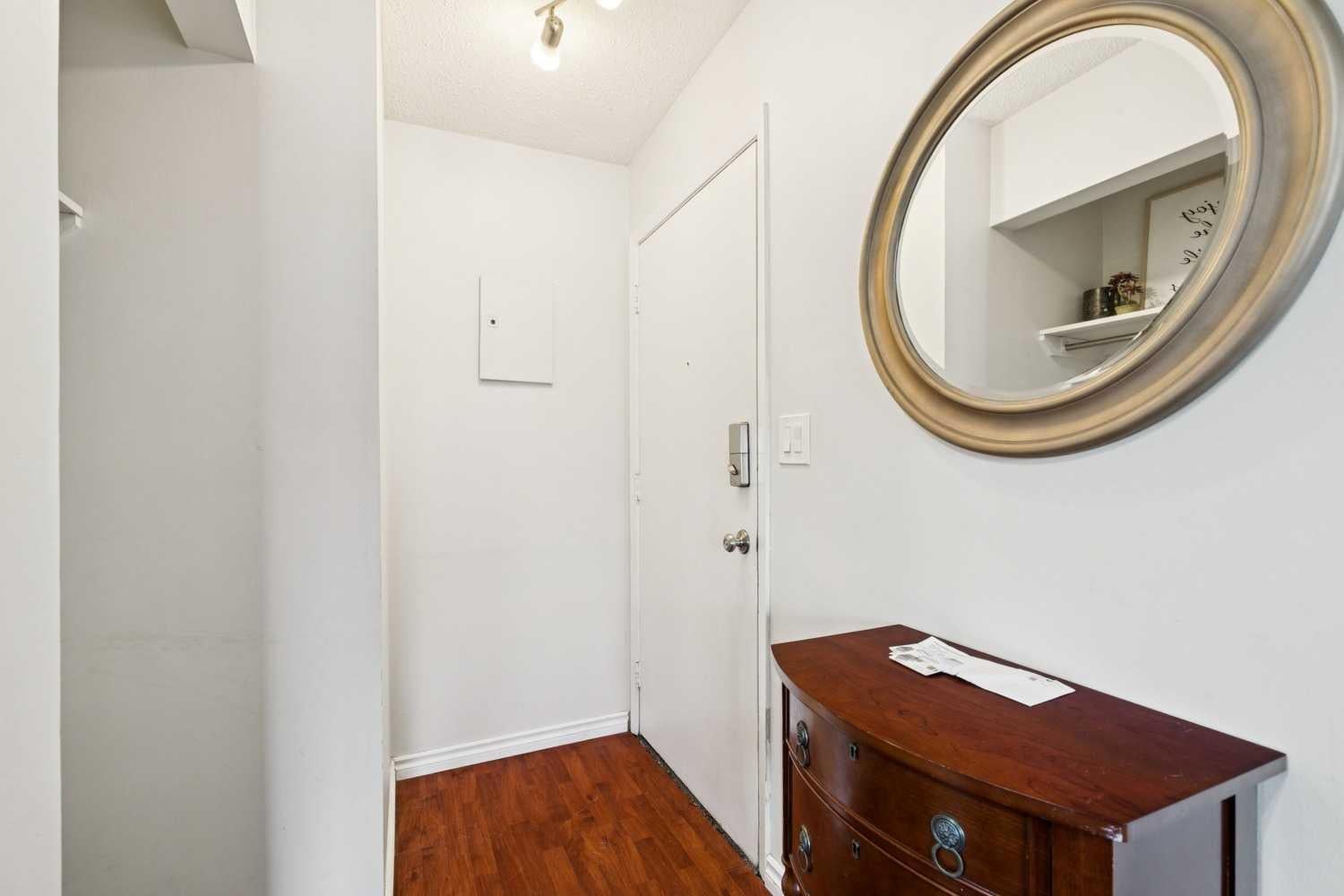 2508 17 Street SW 101