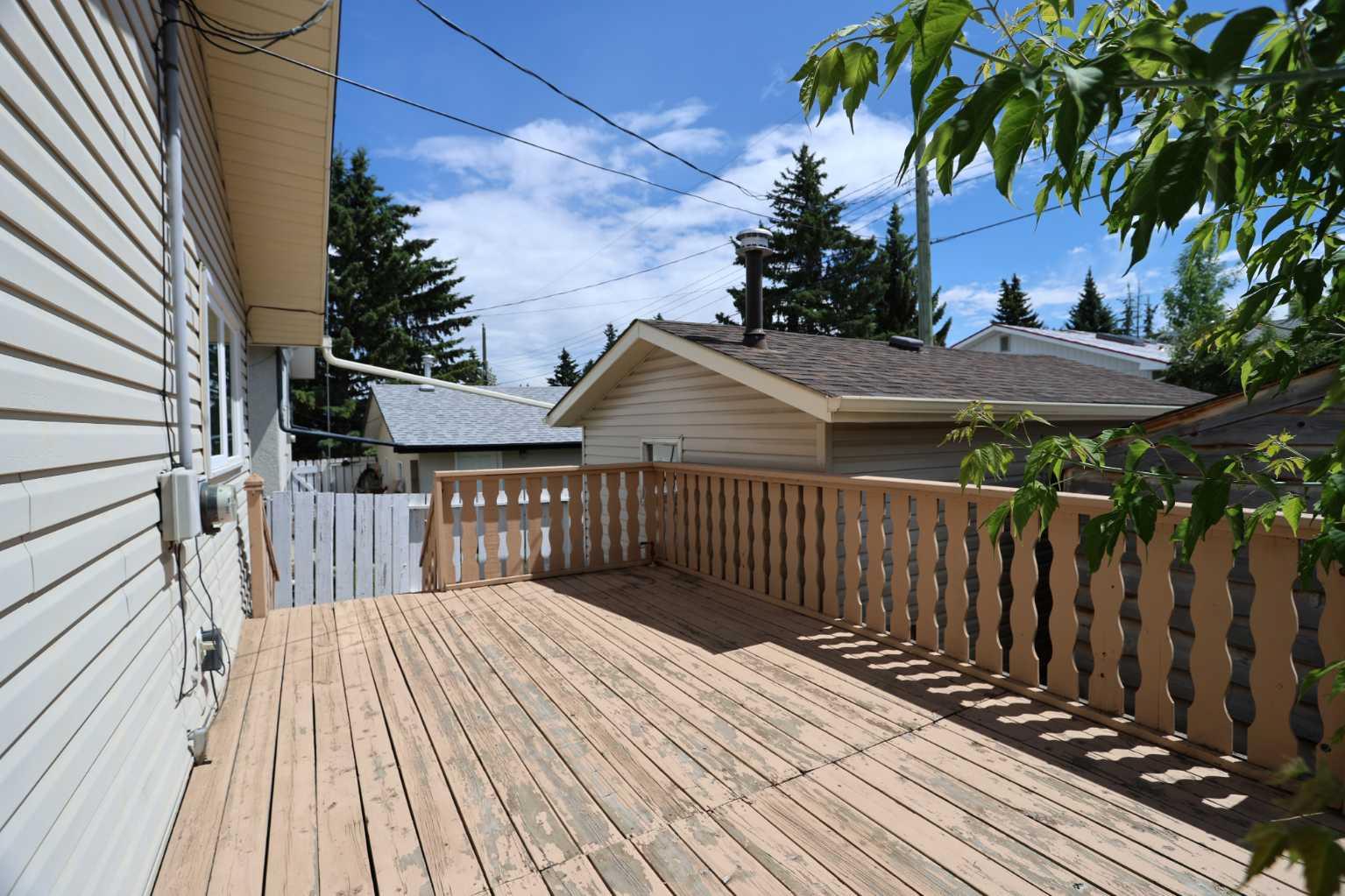 2835 Cedarbrae Drive SW