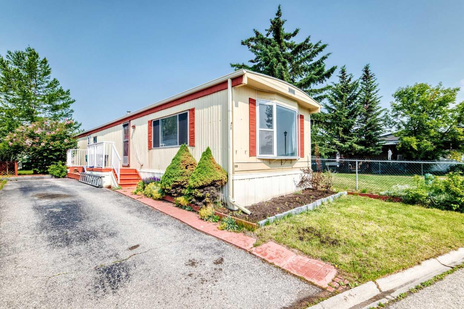 99 Arbour Lake Road NW 175