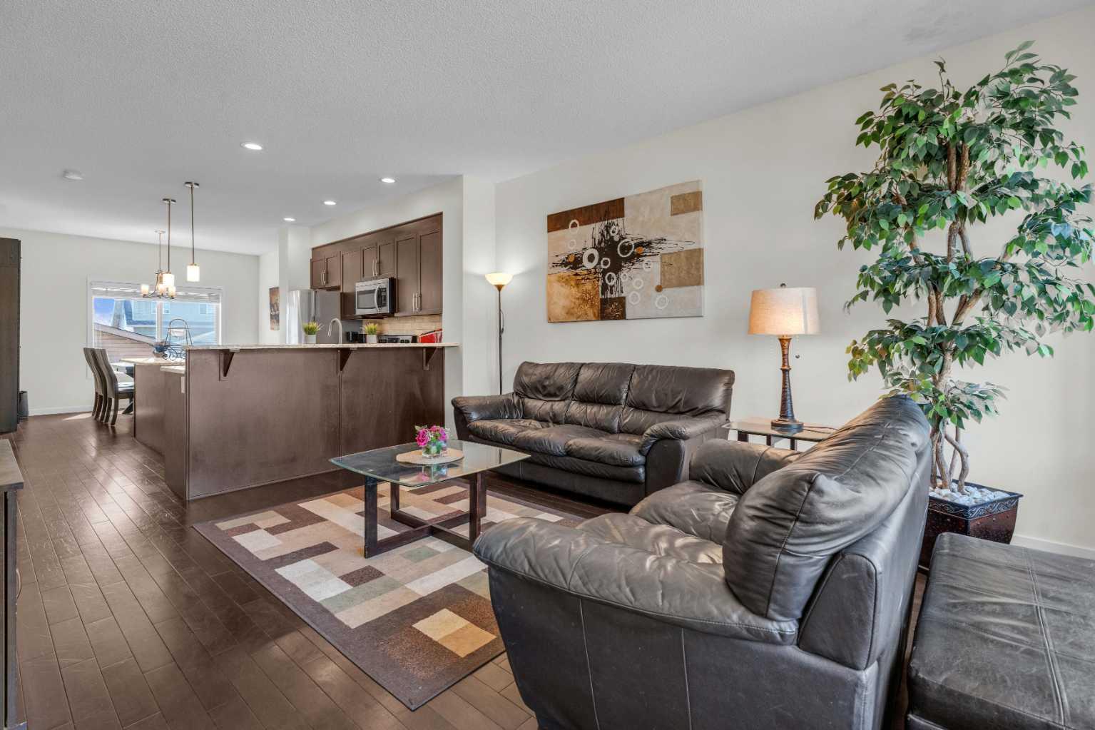 49 Skyview Point Common NE