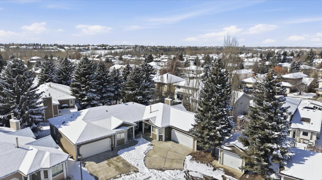 9 Douglasbank Gardens SE