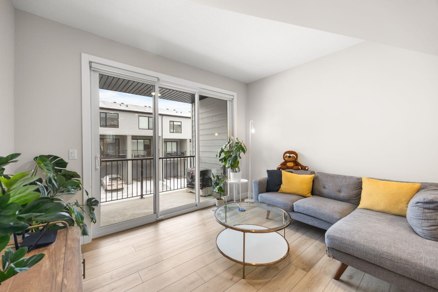 306 Evanscrest Square NW