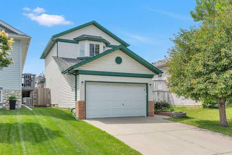 15 harvest rose Circle NE Calgary AB T3K 4M5