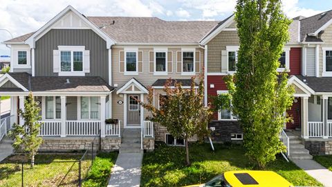 Photo of 1507 Windstone Road SW, Airdrie, AB T4B 3X6 (MLS # A2318257)