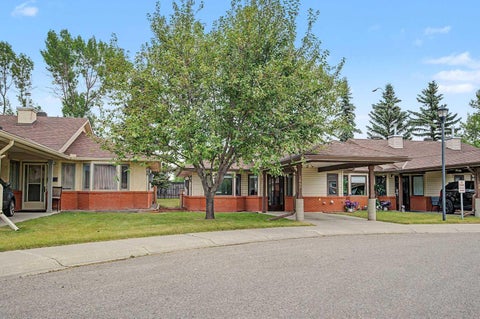 Photo of 2640 Dovely Court SE, Calgary, AB T2B 3G6 (MLS # A2336834)