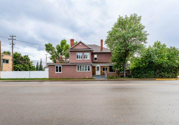 210 1 Street W