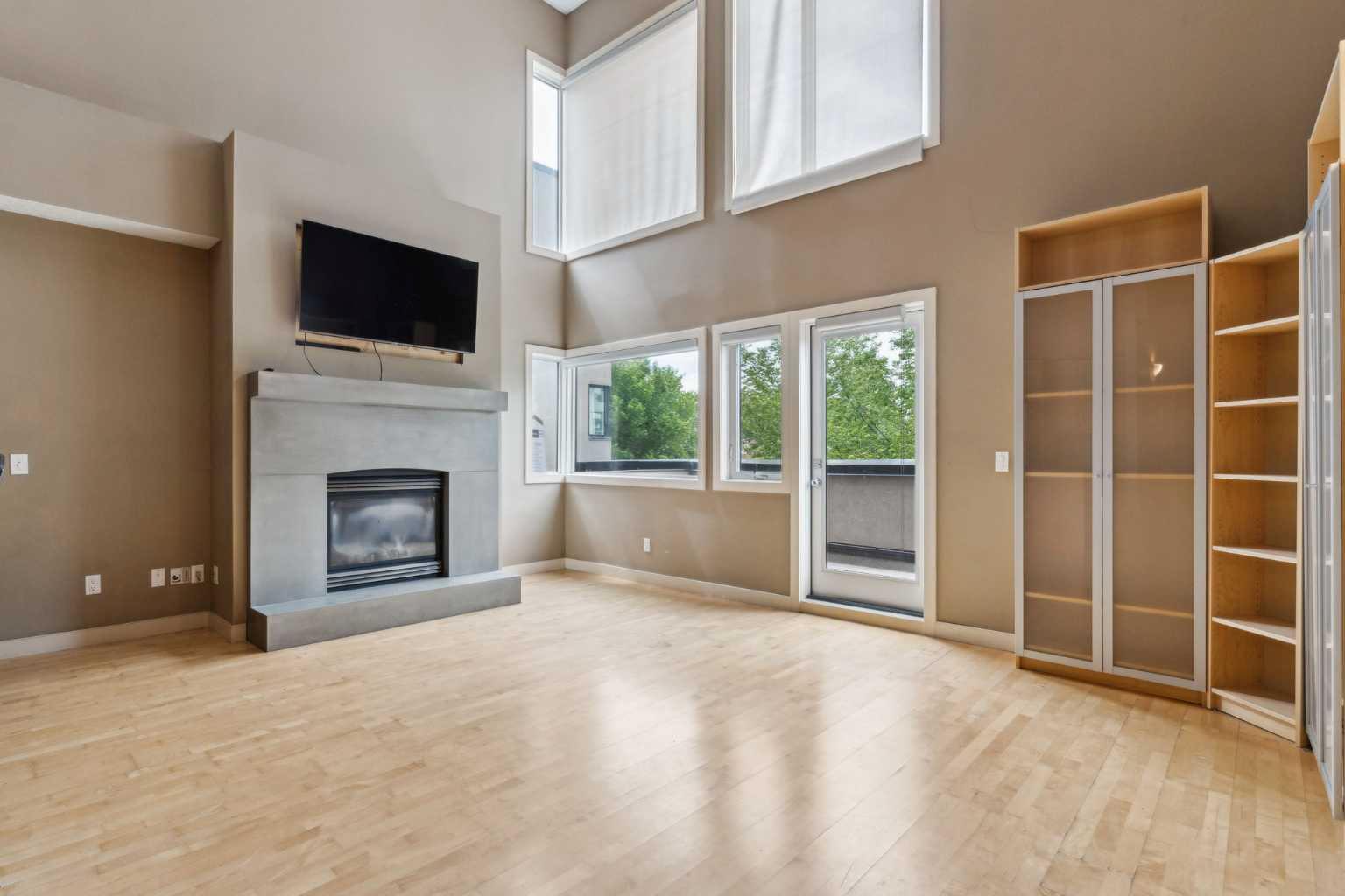 1818 14 Street SW 401