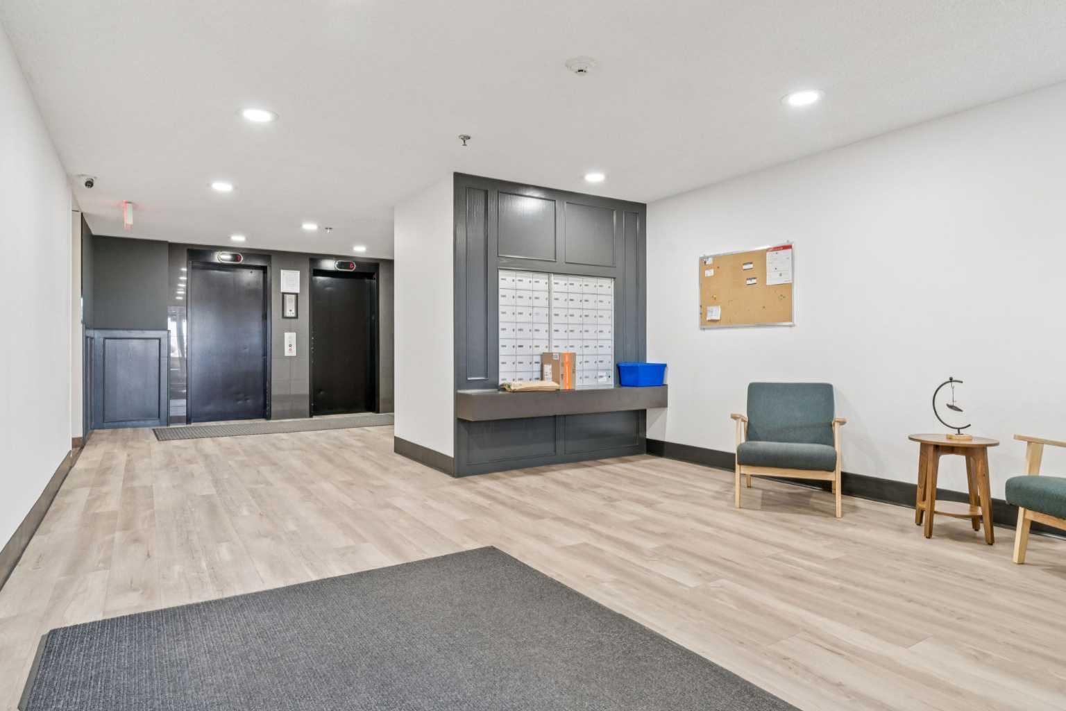 2011 University Drive NW 103