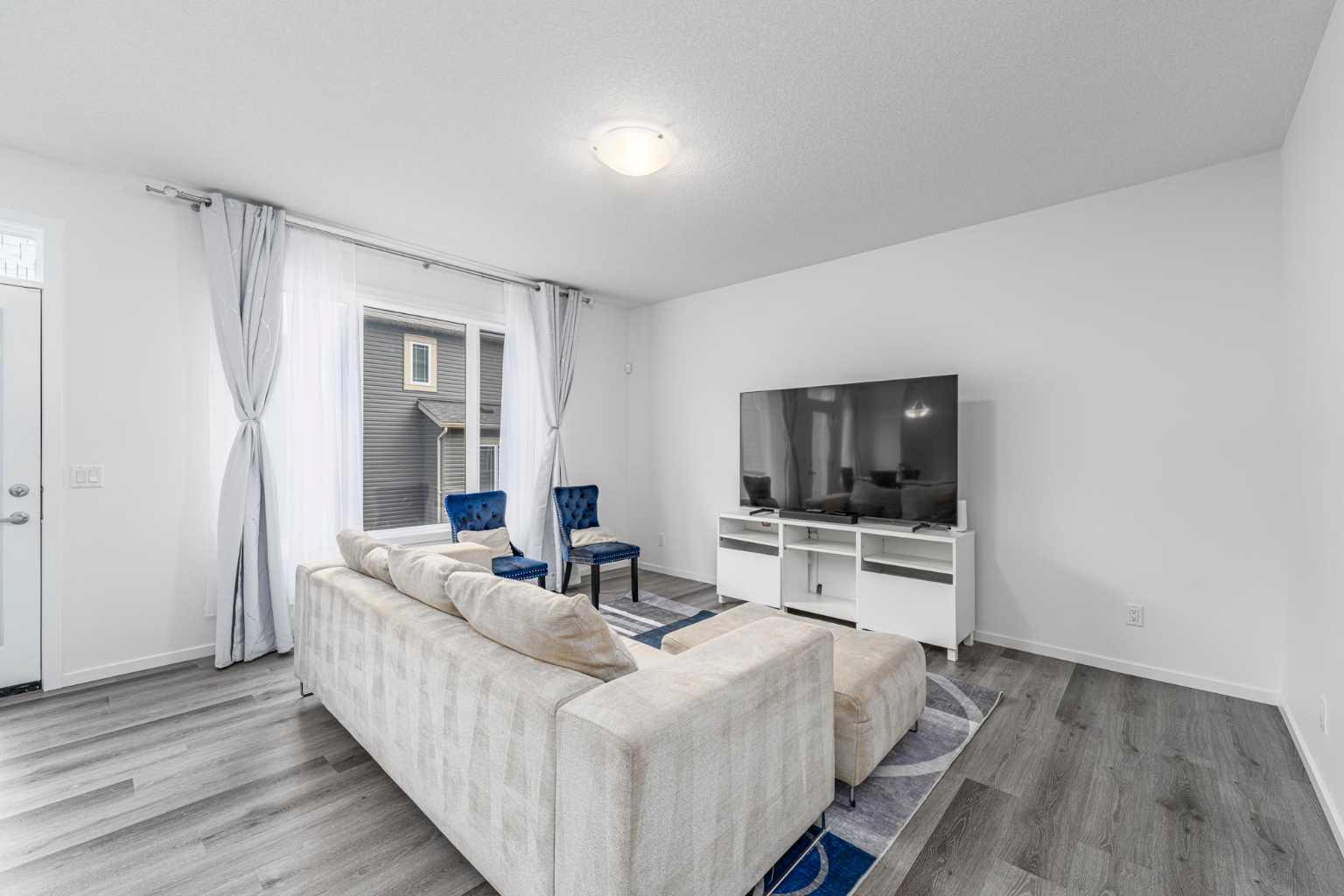 42 Cityline Mount NE