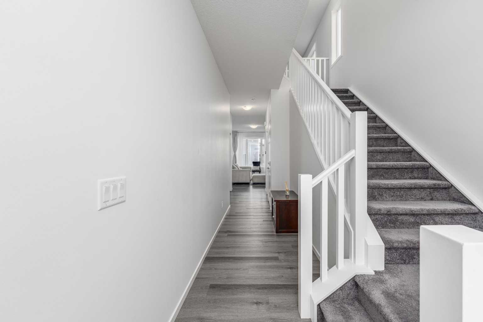 42 Cityline Mount NE