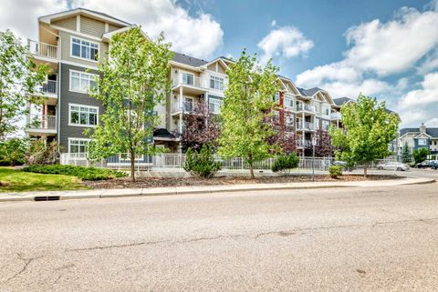 Photo of 155 Skyview Ranch Way NE #6211, Calgary, AB T3N 0L4 (MLS # A2330658)