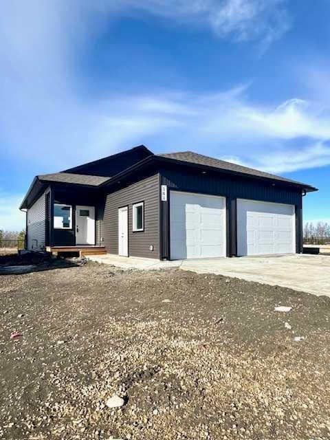 Photo of 11850 84 Avenue #161, Grande Prairie, AB T8W 0M4 (MLS # A2184609)