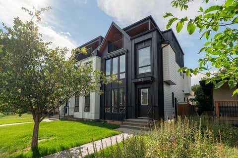 Photo of 525 32 Street NW, Calgary, AB T2N 2V8 (MLS # A2339821)