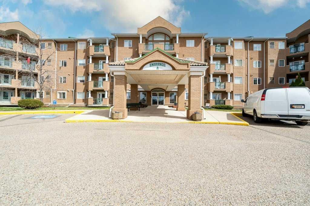 Photo of 278 Park Meadows Drive SE #415, Medicine Hat, AB T1B 4J1 (MLS # A2302789)