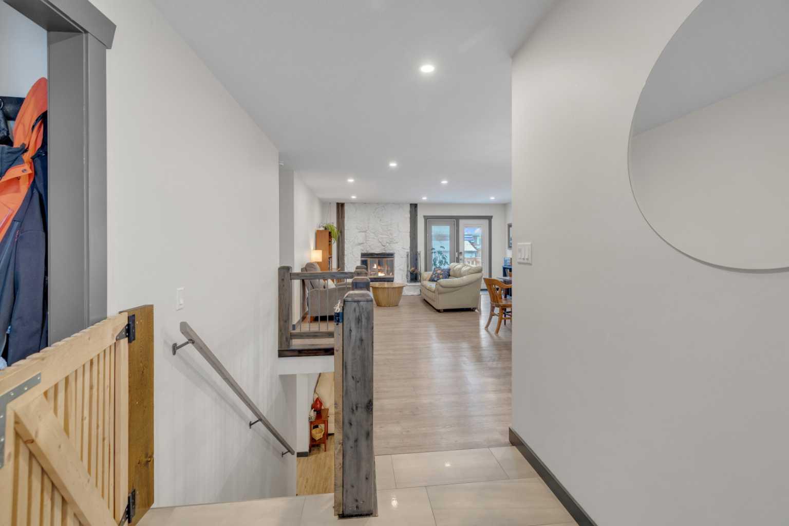 20 Woodland Crescent