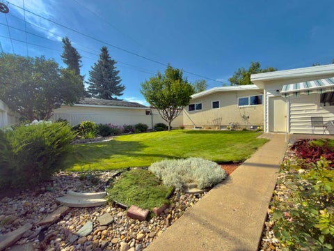 Photo of 2610 20 Avenue S, Lethbridge, AB T1K 1G7 (MLS # A2345925)