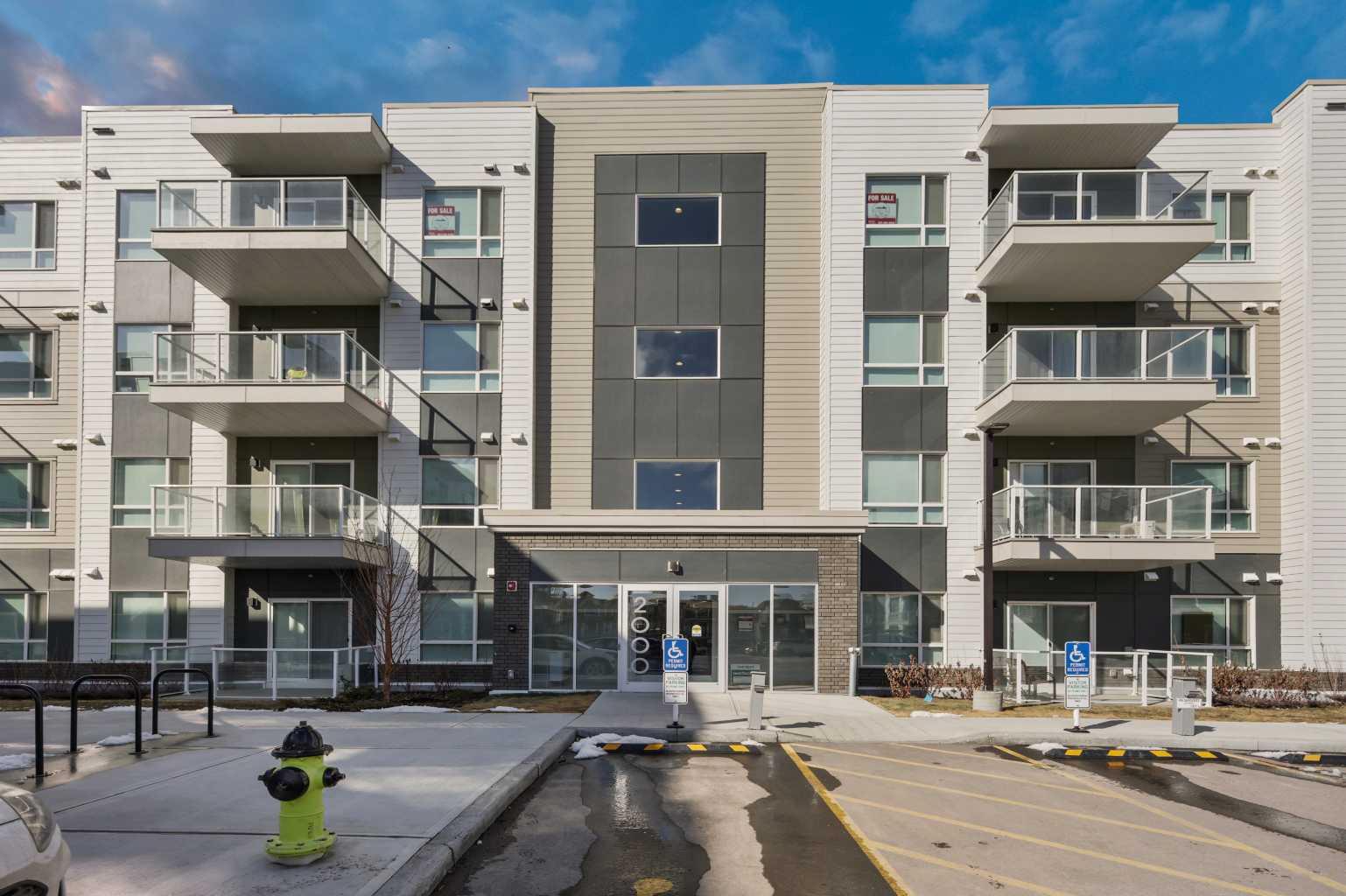 220 Seton Grove SE 2307