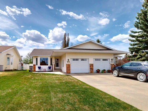 Photo of 3912 64 Street, Stettler, AB T4K 1G1 (MLS # A2331840)