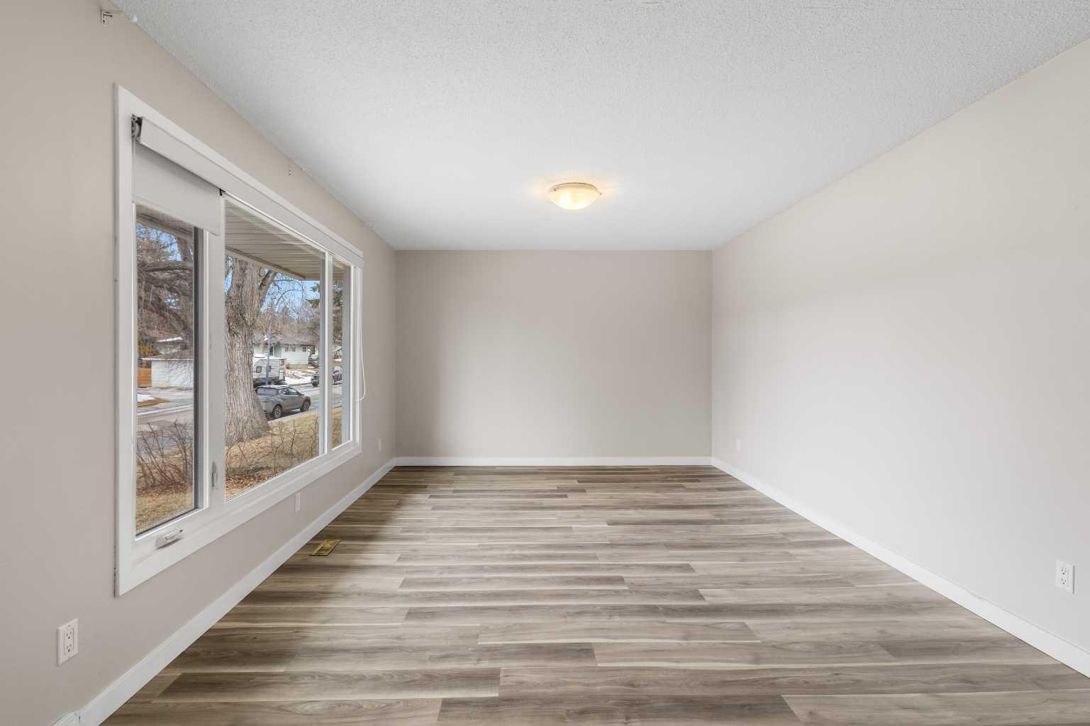 7604 Hunterfield Road NW