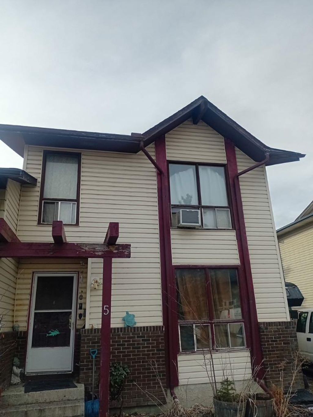 Photo of 5 Deermeade Road, Calgary, AB T2J 5Z4 (MLS # A2287306)