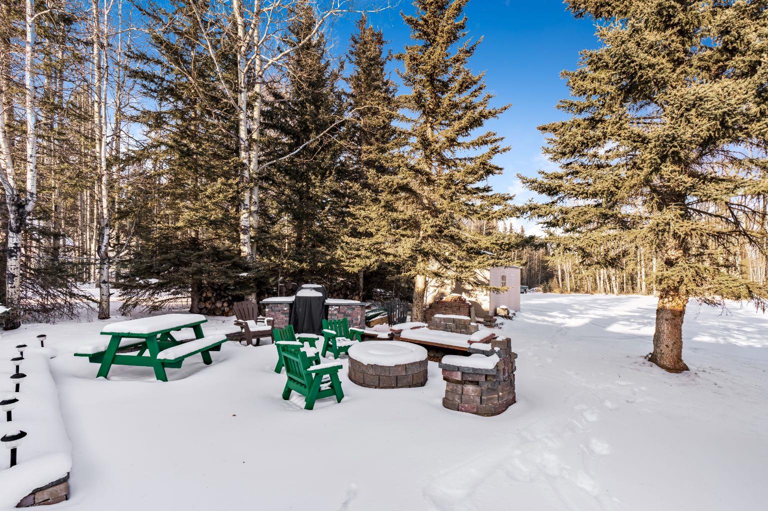 24 Mountain View Park