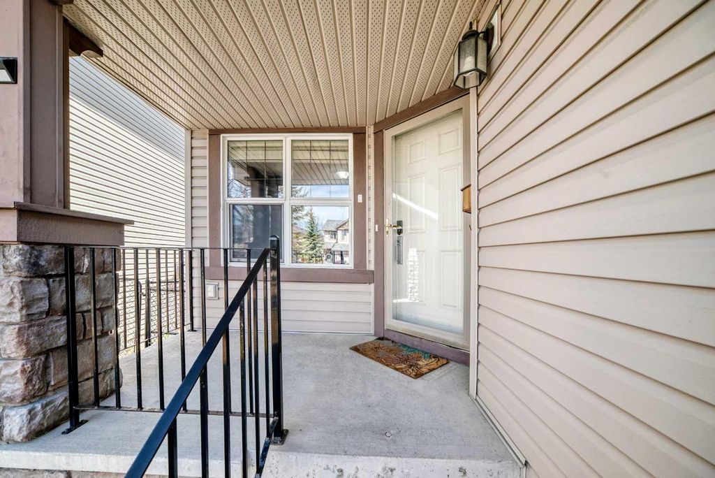 Photo of 229 Panamount Road NW, Calgary, AB T3K 0H9 (MLS # A2306162)