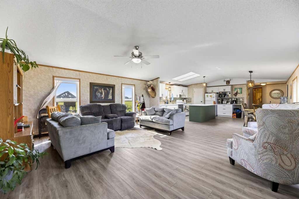 Photo of 35277 Range Road 25, Rural Red Deer County, AB T0M 0K0 (MLS # A2329485)