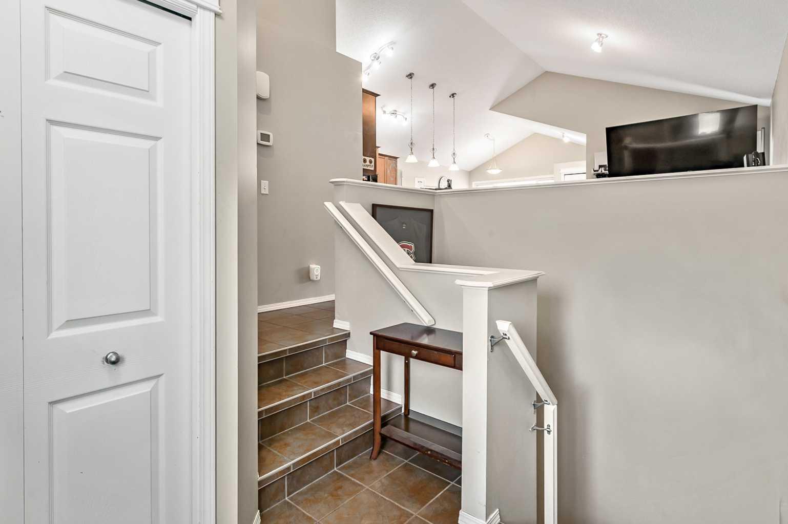 18 Copperstone Link SE