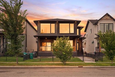 Photo of 304 Grassland Boulevard W, Lethbridge, AB T1J 5V1 (MLS # A2337233)