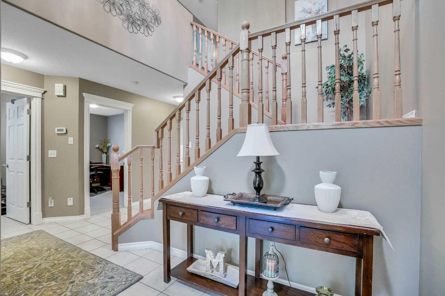 49 Tuscany Meadows Common NW