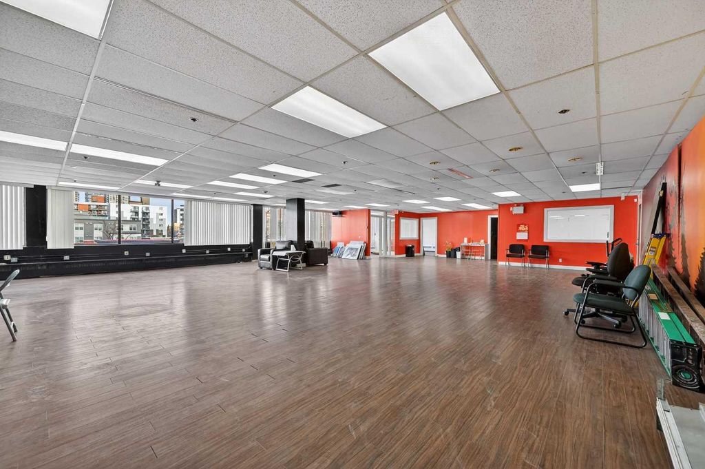 Photo of 1109 17 Avenue SW #303, Calgary, AB T2T 0B4 (MLS # A2290118)