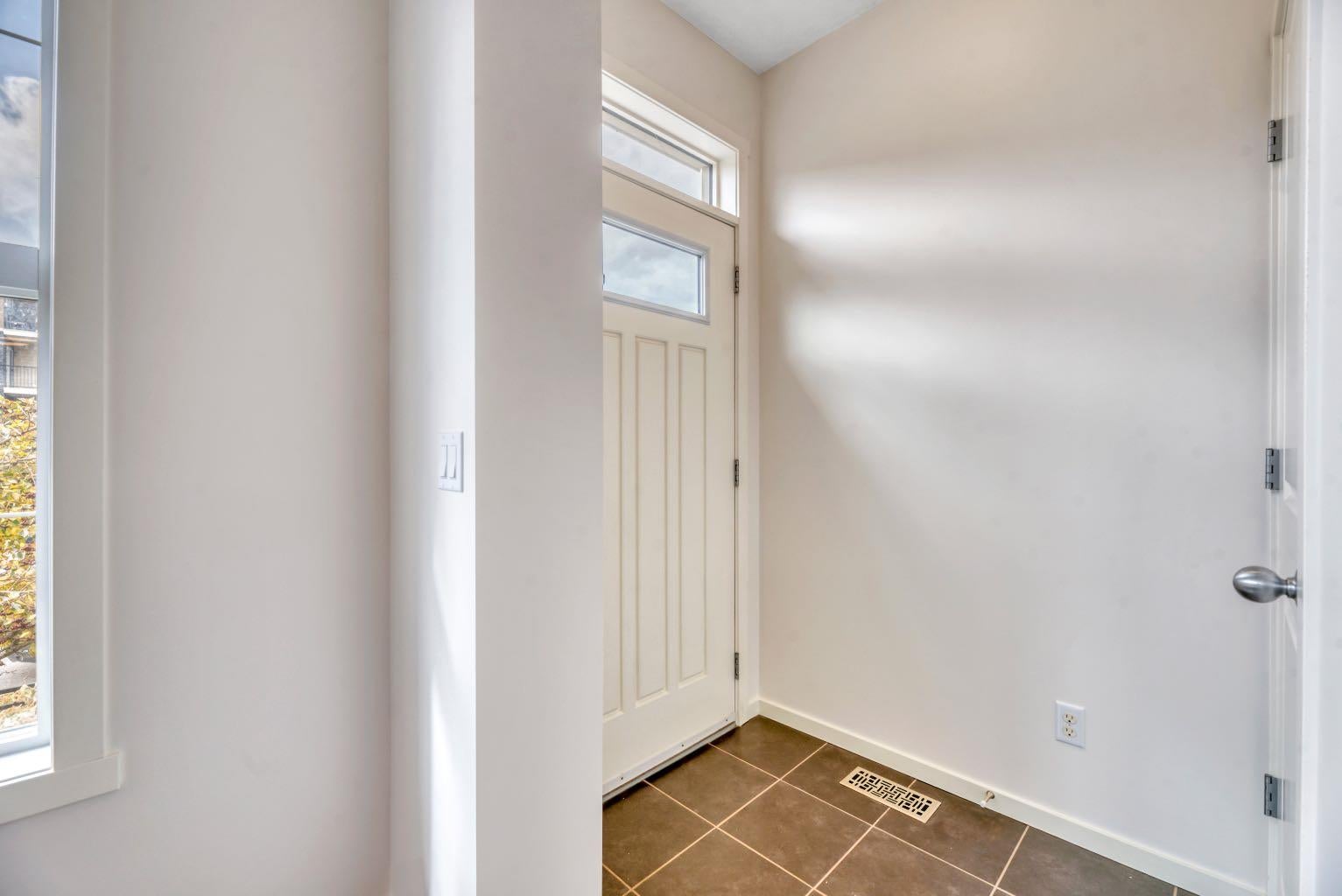 94 Legacy Boulevard SE