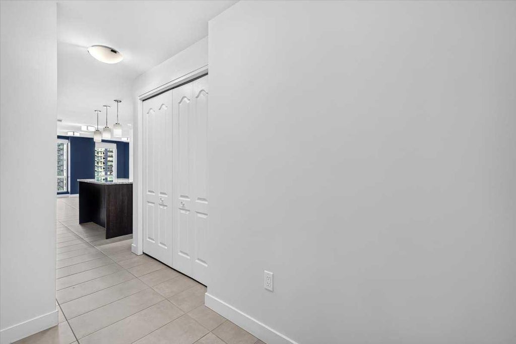Photo of 303 13 Avenue SW #1406, Calgary, AB T2R 0Y9 (MLS # A2340534)