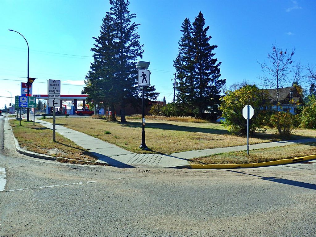 Photo of 5203 51 Avenue, Vermilion, AB T9X 1V1 (MLS # A2005939)