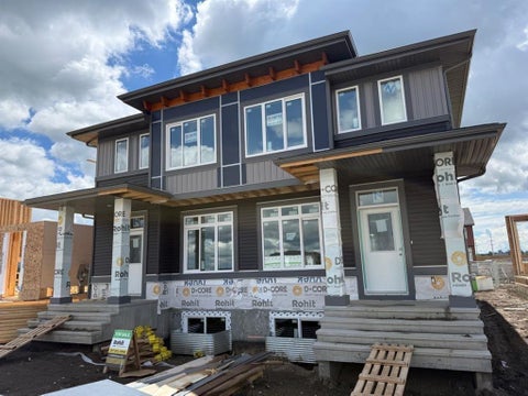 Photo of 864 Sora Boulevard SE, Calgary, AB T3S 0M1 (MLS # A2346864)