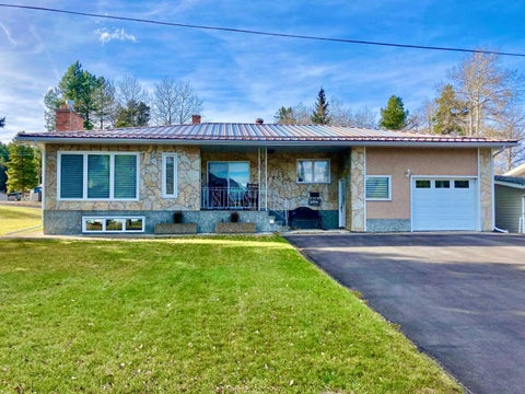 Photo of 1802 119 Street E, Blairmore, AB T0K 0E0 (MLS # A2353027)
