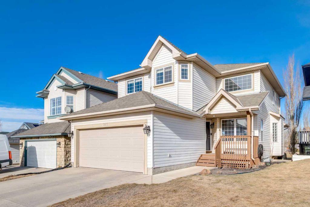 Photo of 161 Douglas Ridge Place SE, Calgary, AB T2Z 2T3 (MLS # A2295250)