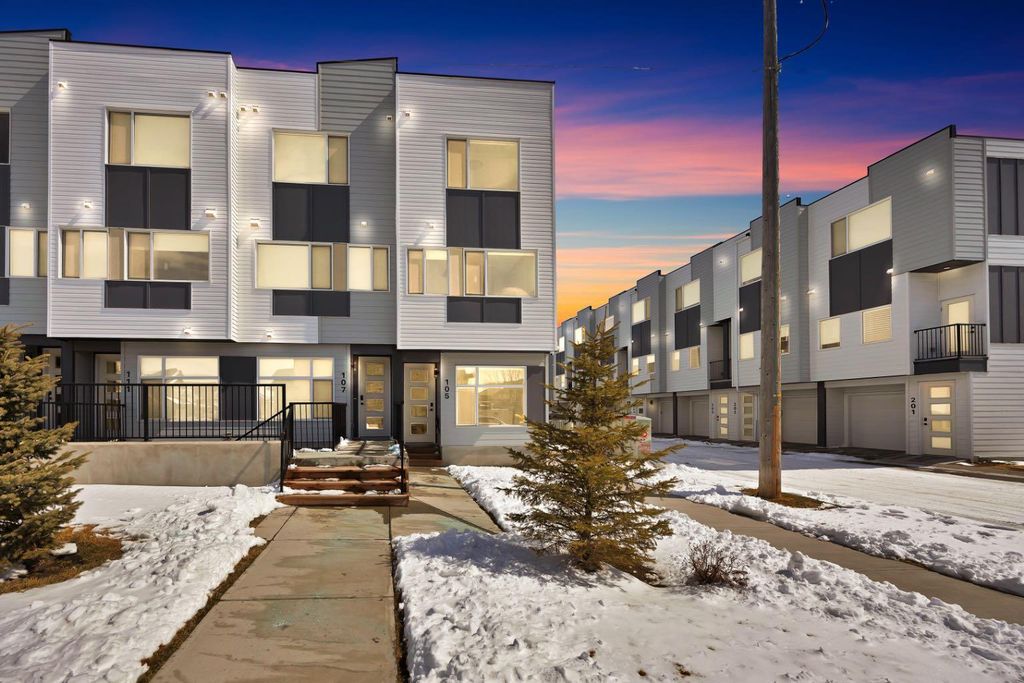 Photo of 105 Panatella Square NW, Calgary, AB T3K 2R9 (MLS # A2304366)